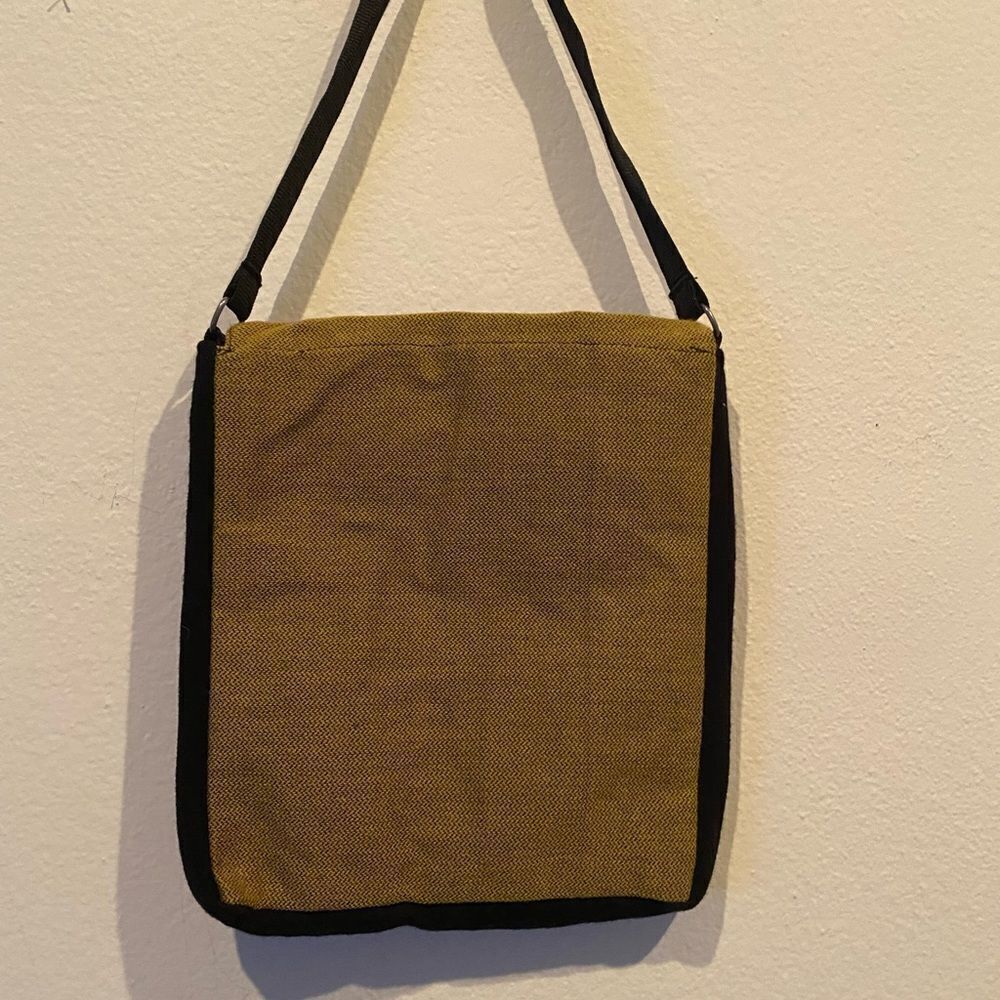 Aztec Shoulder Bag  - Picture 4 of 4